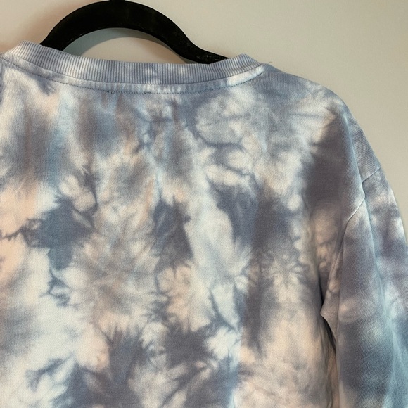 Vince Camuto Tie-Dye Blue Cloud Sweatshirt - Picture 7 of 7